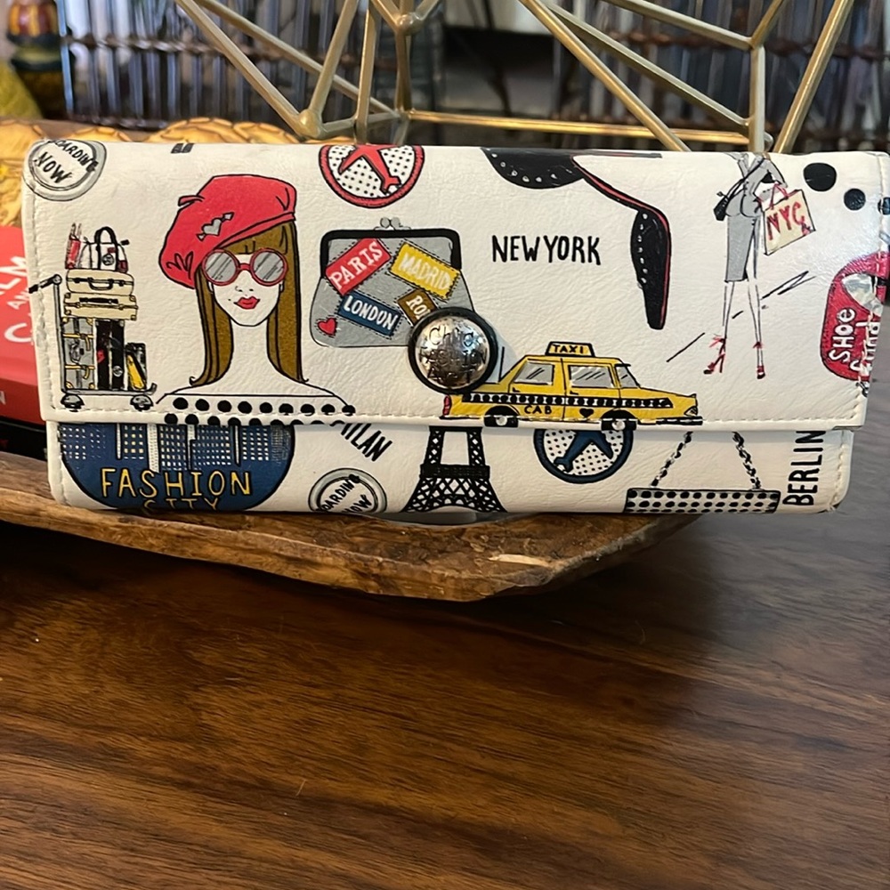 Brighton Fashionista Collection Travel Jewelry Wallet